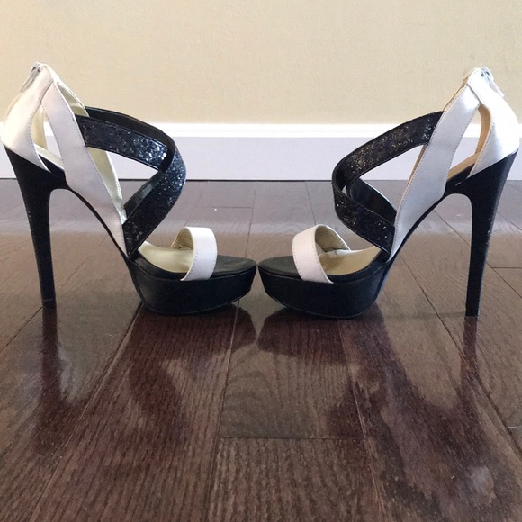 Black and White Platform Sandal Heels - Picture 3 of 5
